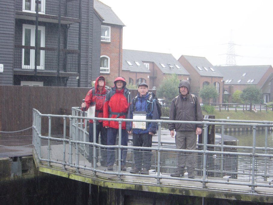 Drowned rats just outside the Kings Arms, crossing the river/lock